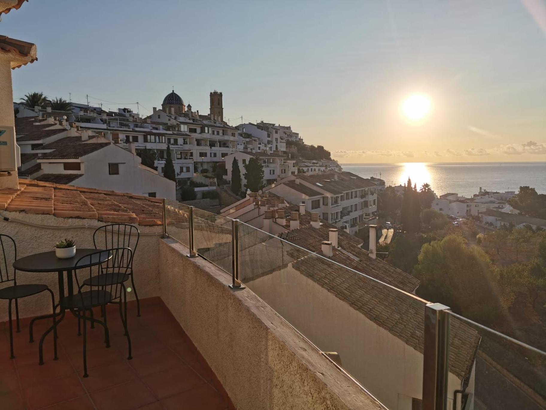 Апартаменти Atico-Duplex Con Vistas Al Mar Y Casco Antiguo En Алтеа Екстер'єр фото